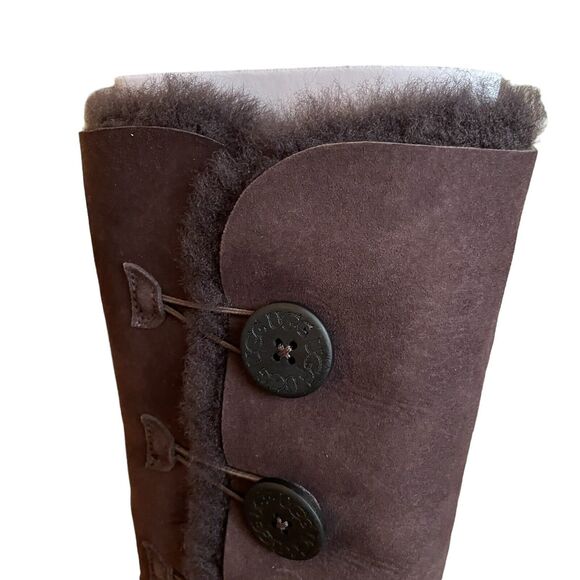 UGG Bailey Button Triplet II Boots Size 5 Chocolate Brown 1016227 - Picture 2 of 6